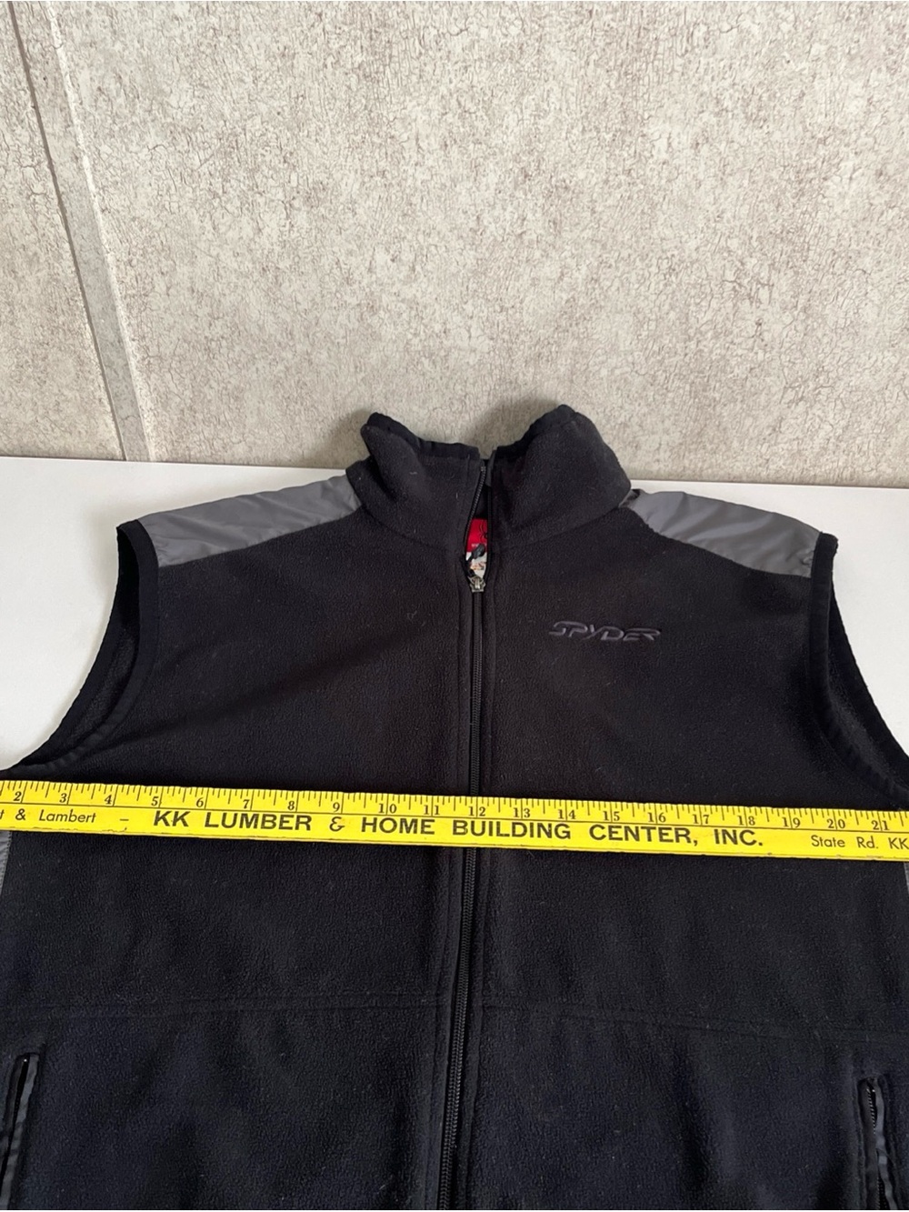 Spyder Soft Shell Fleece Vest Black Gray Zip Front Pockets Logo Men’s Medium - Picture 7 of 8